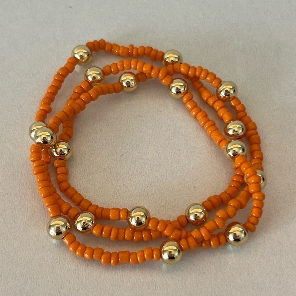 Orange beaded gold filled handmade bracelet - Picture 4 of 5